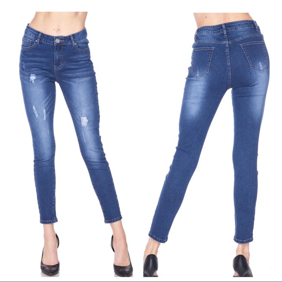 Distressed Jeans Show off your shape with these fab skinny jeans - Picture 5 of 7